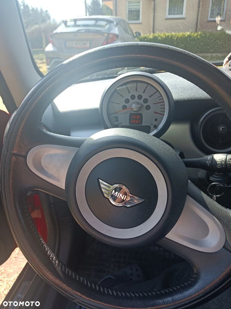 MINI ONE Standard - 5