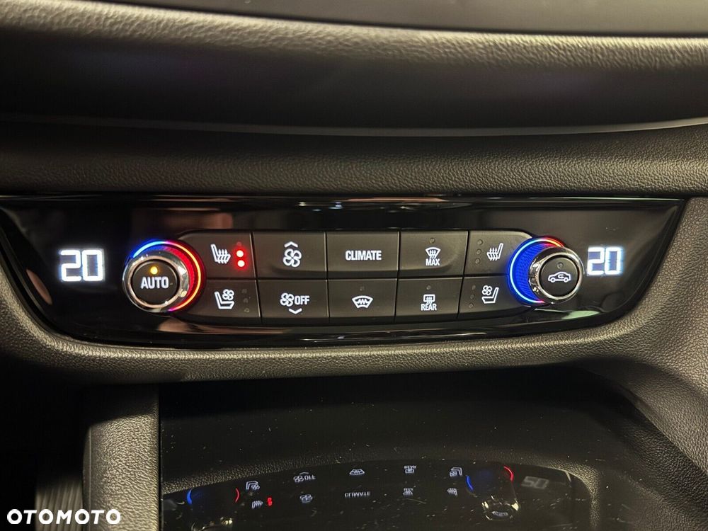 Opel Insignia CT 2.0 CDTI 4x4 Exclusive S&S - 21