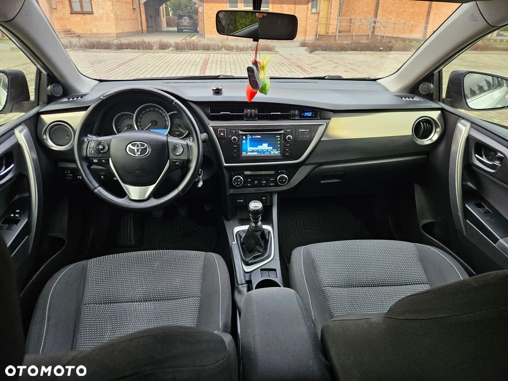 Toyota Auris 1.33 VVT-i Comfort - 21