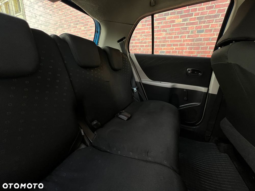 Toyota Yaris - 20