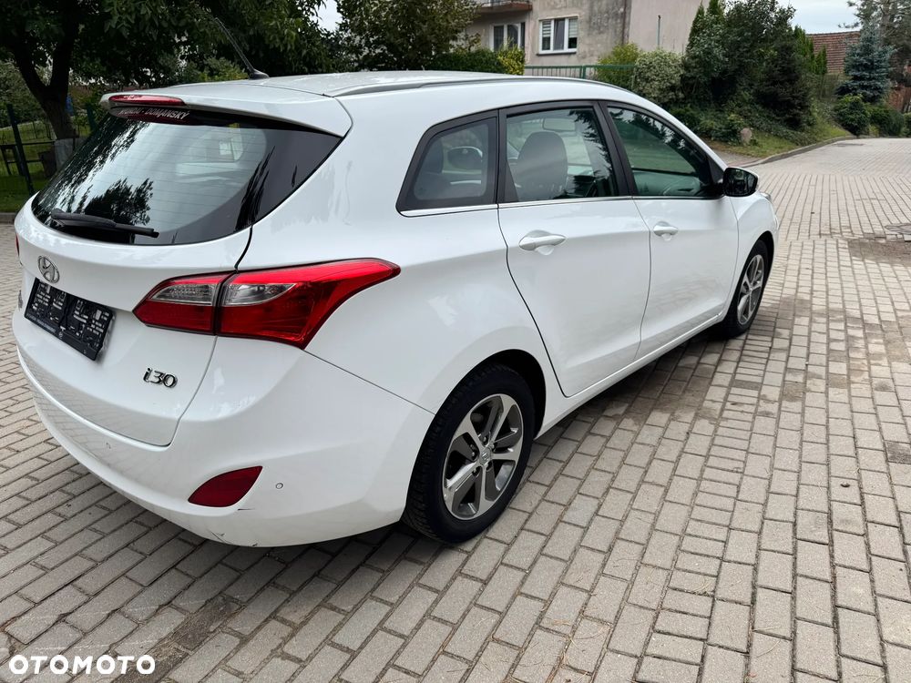 Hyundai i30 1.6 Premium - 3