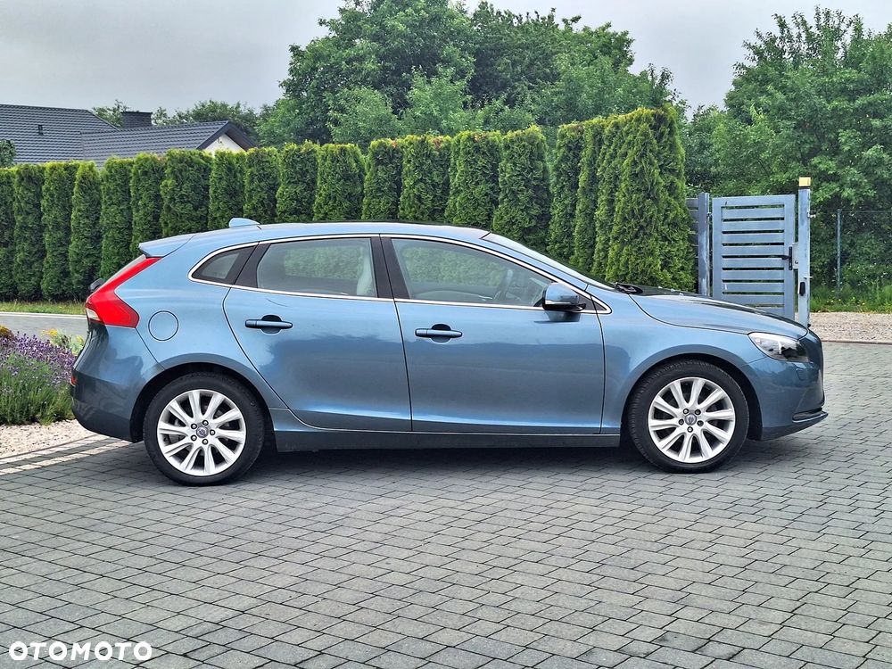 Volvo V40 D2 Summum - 4