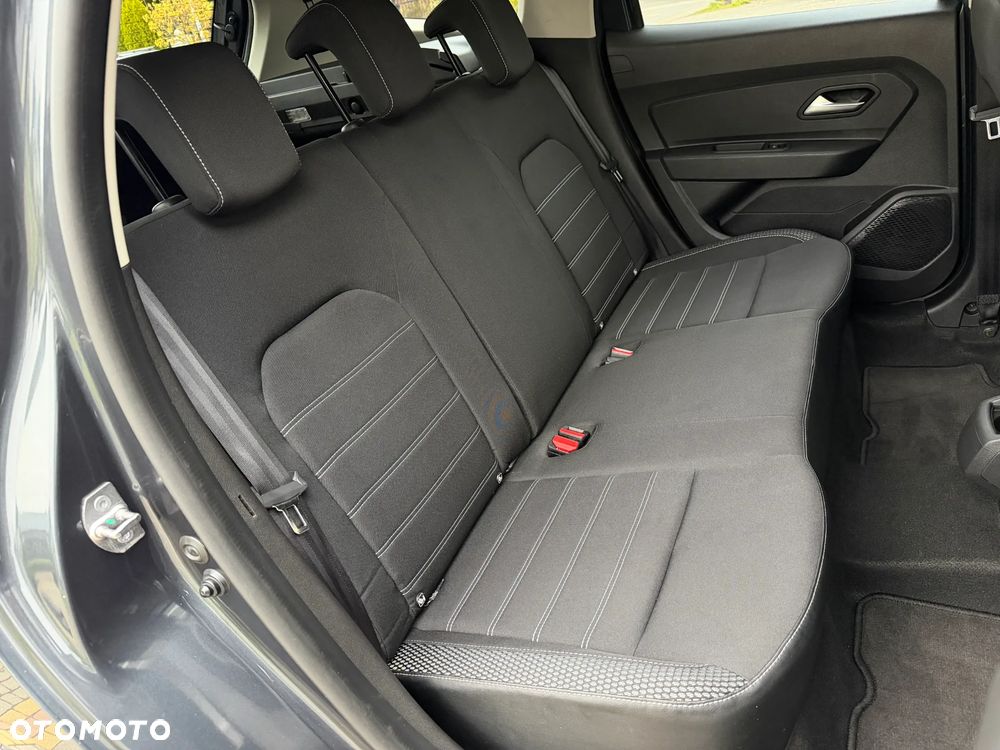 Dacia Duster 1.6 SCe Prestige 4WD - 28