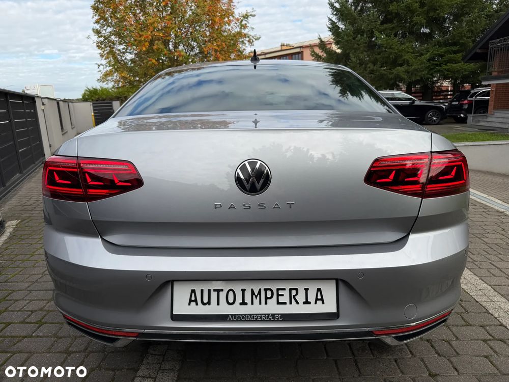 Volkswagen Passat 2.0 TSI Elegance DSG - 9