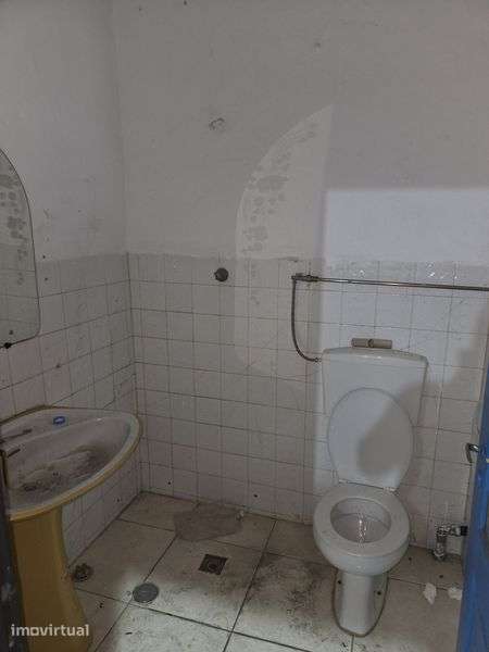 Armazem cova da piedade  Almada - Grande imagem: 3/5