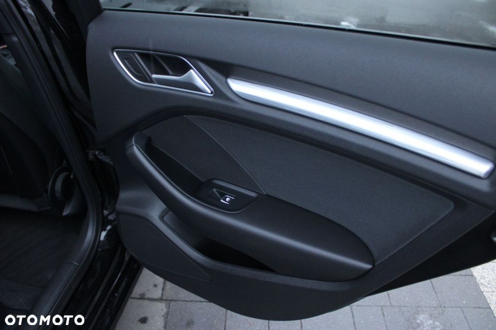 Audi A3 Sportback - 33