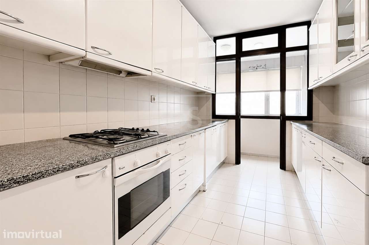 Apartamento T2 Venda em Mafamude e Vilar do Paraíso,Vila Nova de Gaia - Grande imagem: 4/19