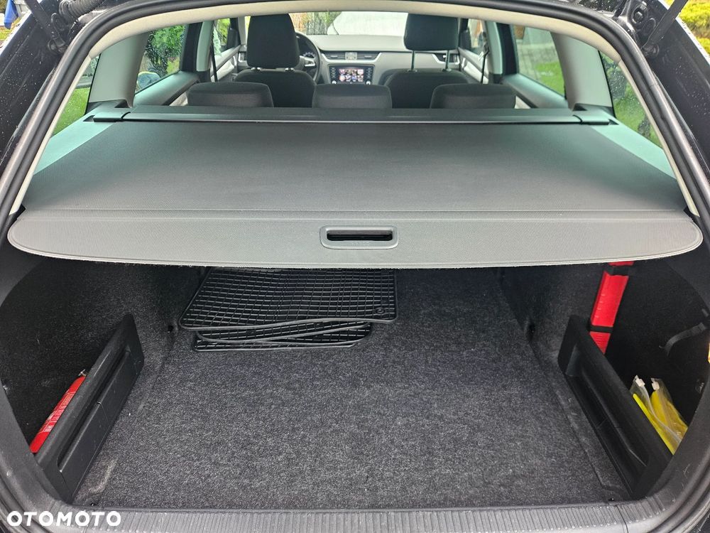Skoda Octavia 2.0 TDI Ambition DSG - 19