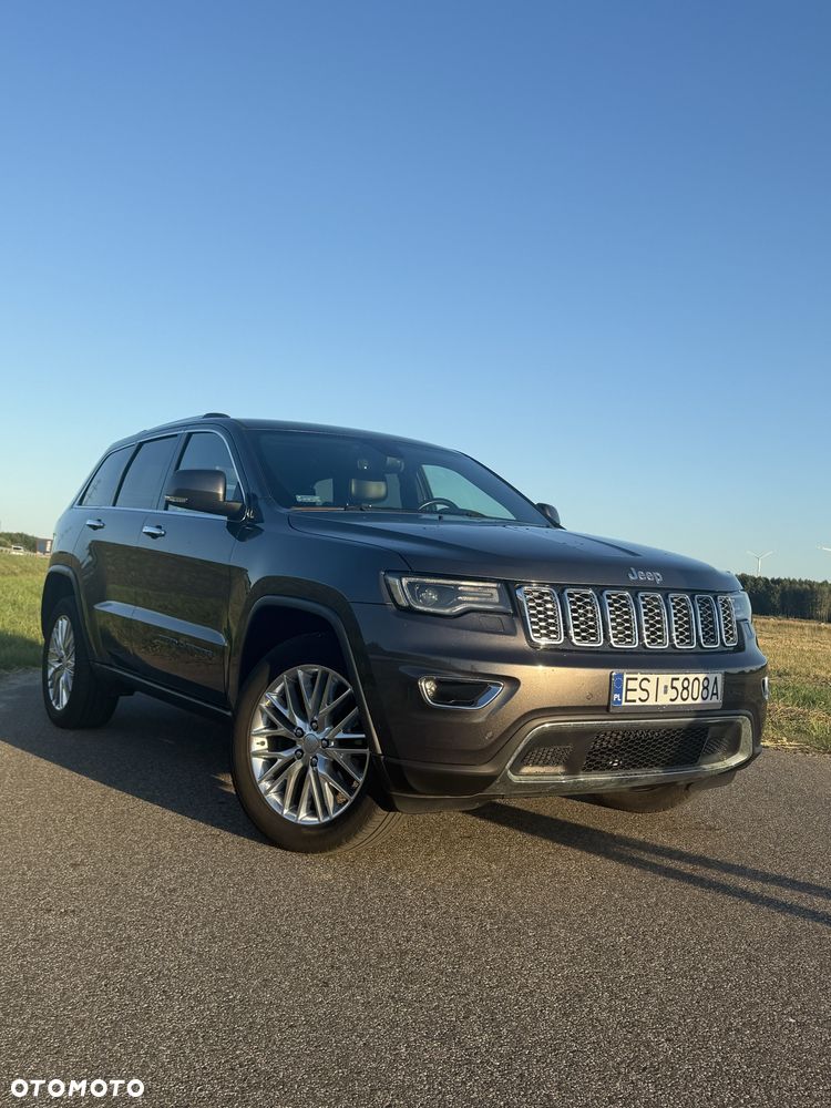 Jeep Grand Cherokee - 1