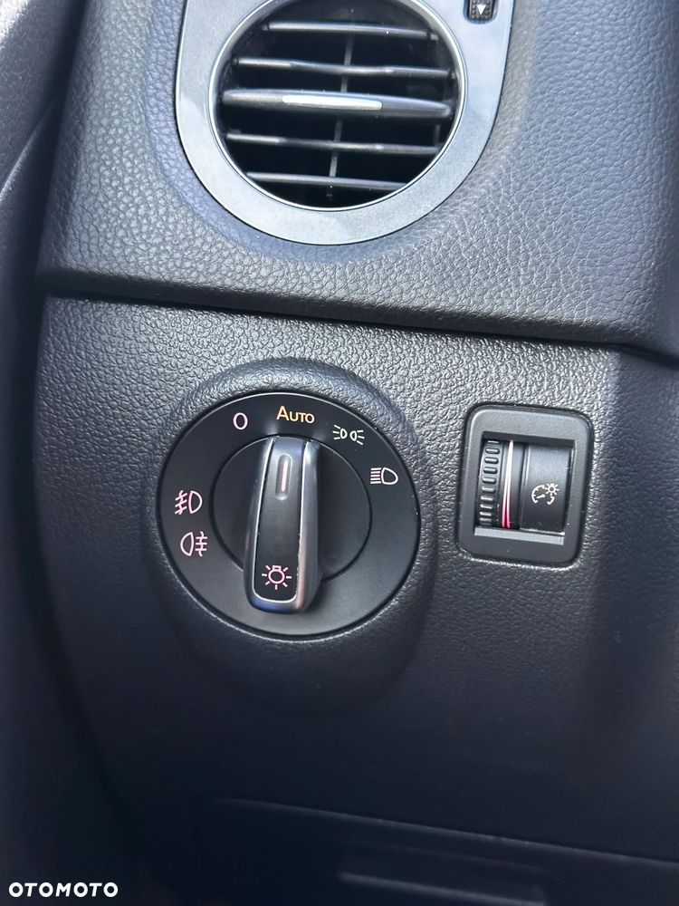 Volkswagen Tiguan 2.0 TDI SCR R-Line - 15