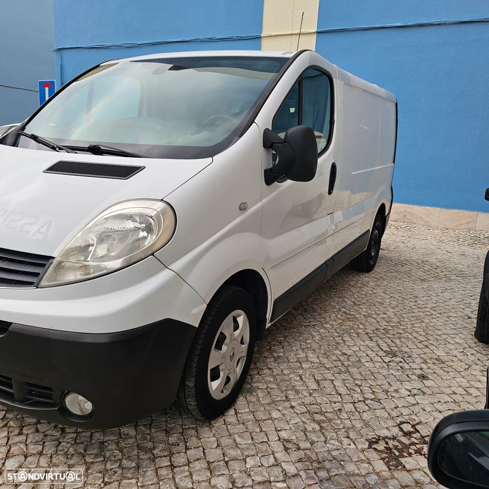 Renault Trafic - 21
