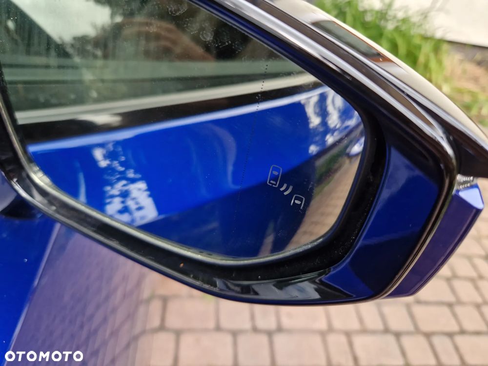 Lexus ES 300h F Sport Design - 7
