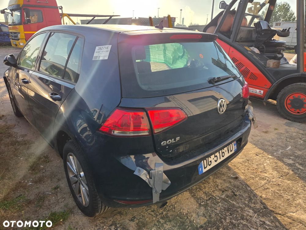 Volkswagen Golf 1.6 TDI BlueMotion Technology DSG Comfortline - 22