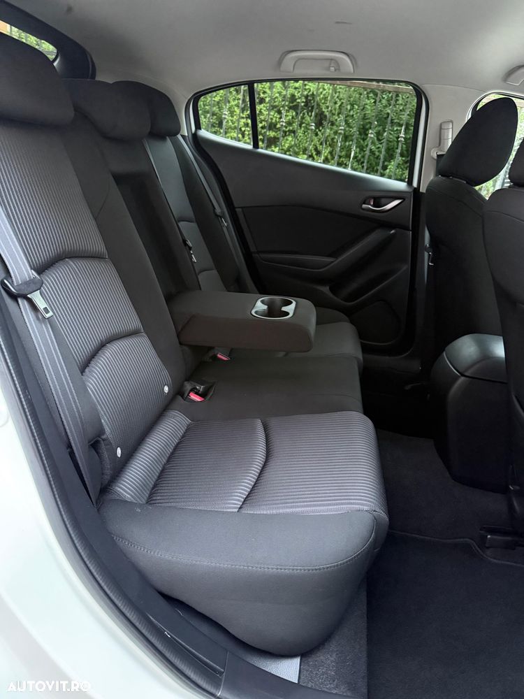 Mazda 3 SKYACTIV-G 120 Center-Line - 8