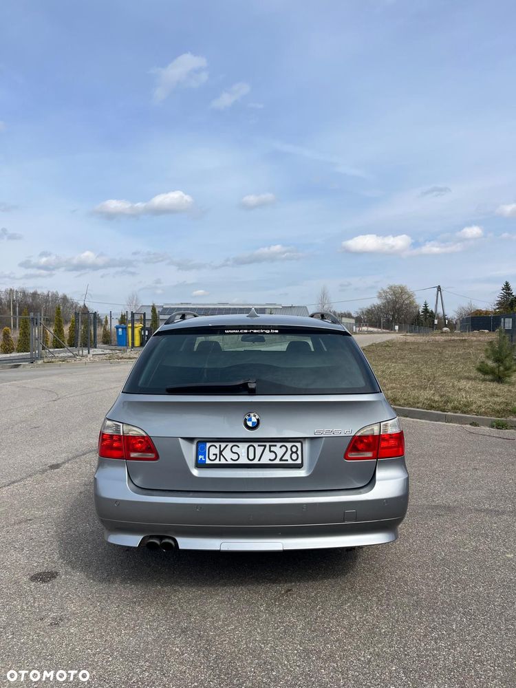 BMW Seria 5 525d - 13
