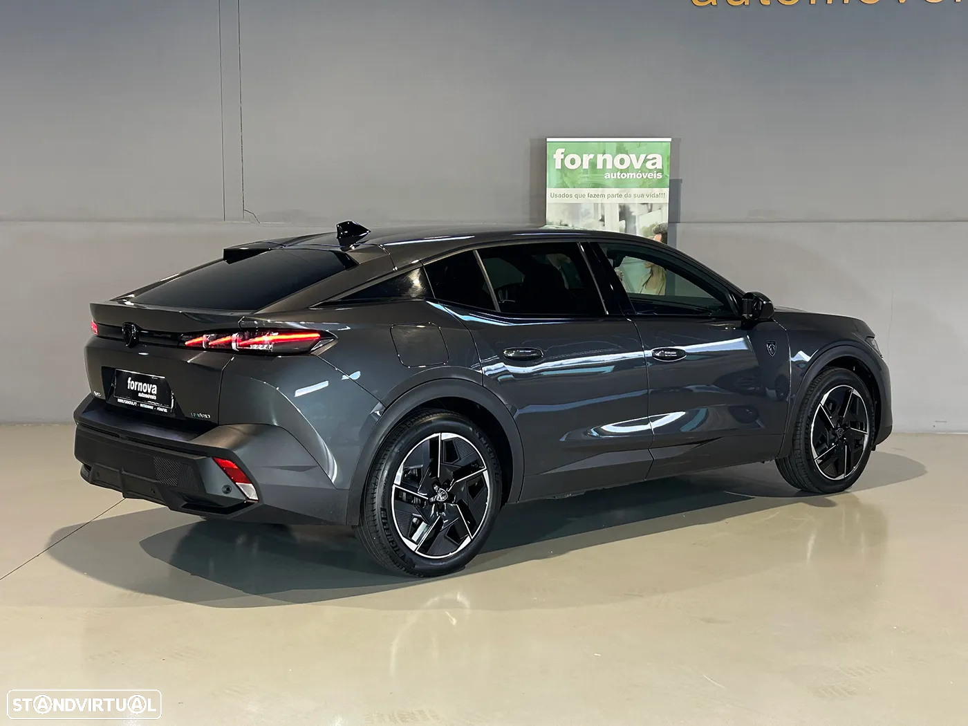 Peugeot 408 1.6 Hybrid GT e-EAT8 - 6