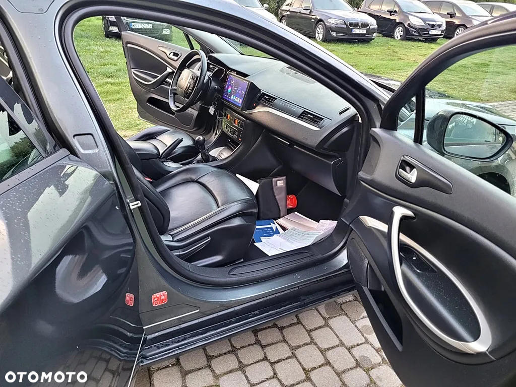 Citroën C5 Tourer HDi 115 FAP Business Class - 23