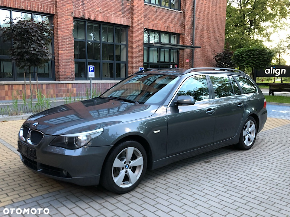BMW Seria 5 525xi - 6