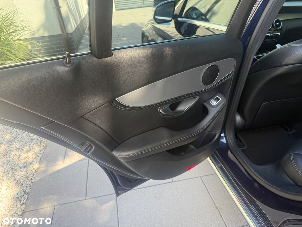 Mercedes-Benz Klasa C 200 (BlueTEC) d Avantgarde - 16