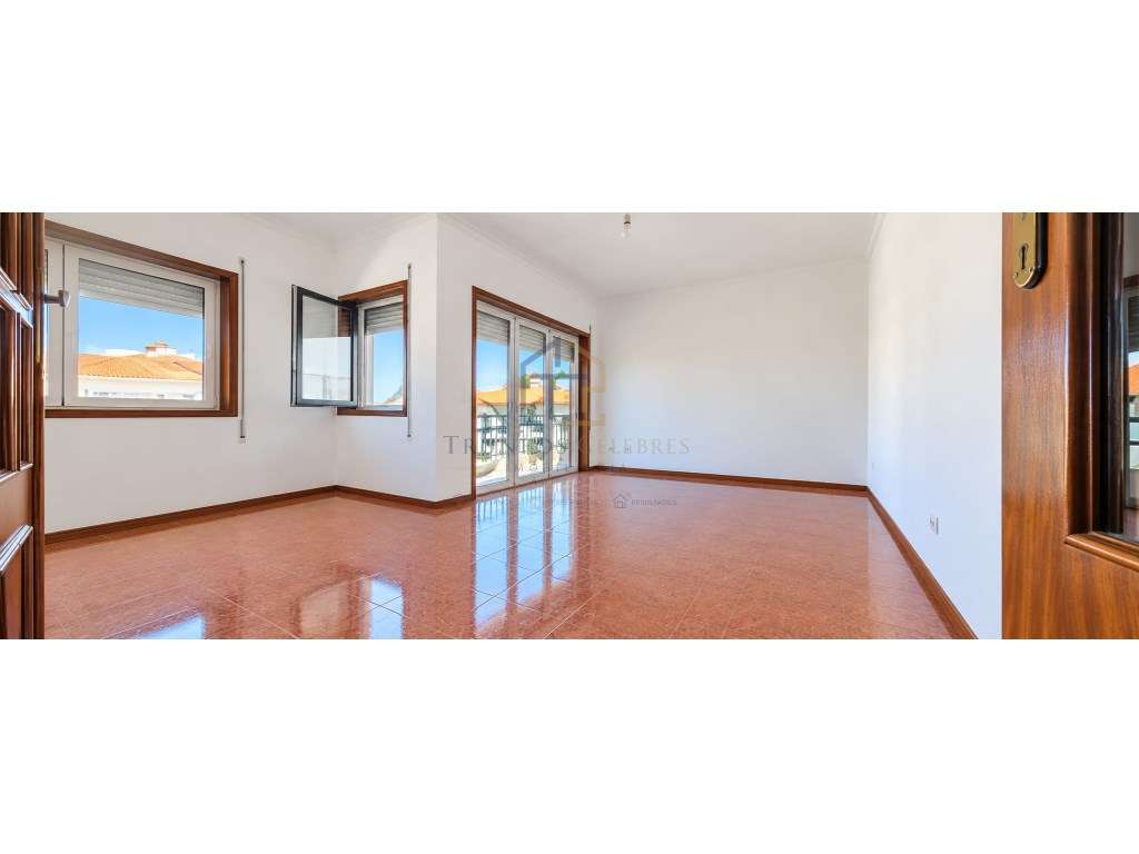 Apartamento T3 à venda em Modivas -VILA DO CONDE - Grande imagem: 2/29