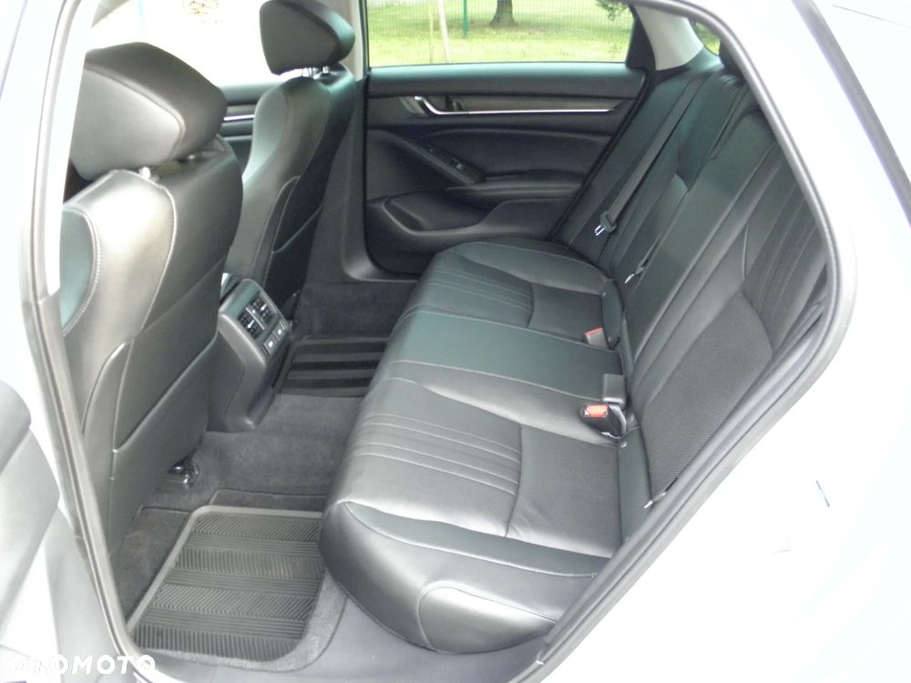 Honda Accord - 25