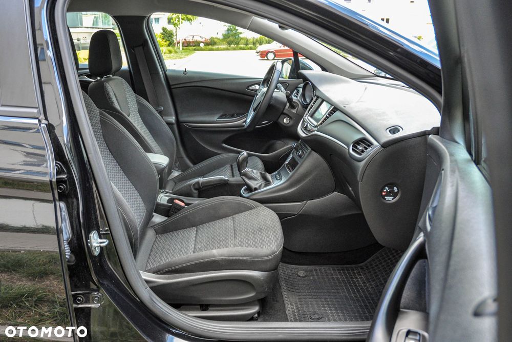 Opel Astra - 11