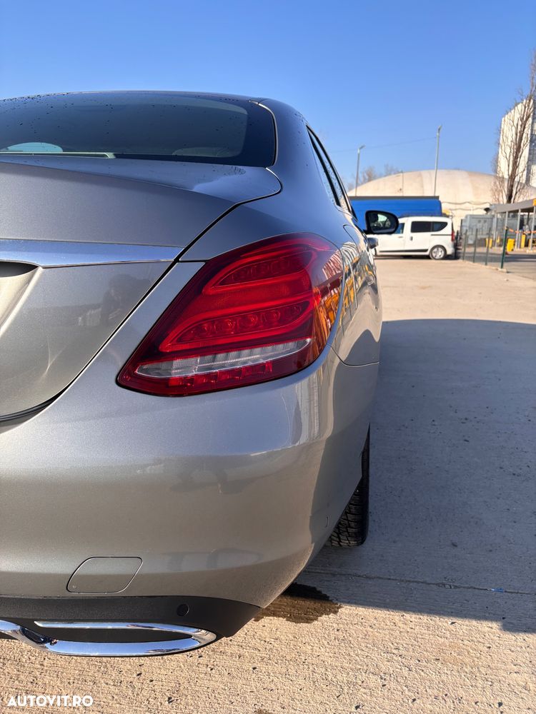 Mercedes-Benz C 250 BlueTec - 10