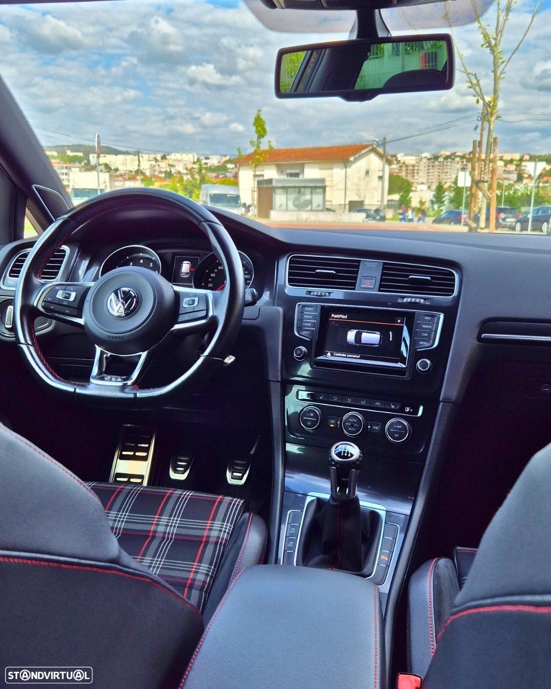 VW Golf 2.0 TSi GTi - 36