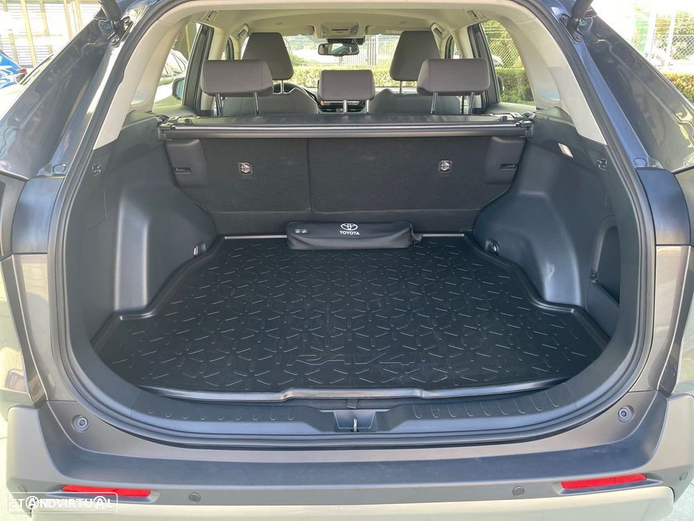 Toyota RAV4 - 10