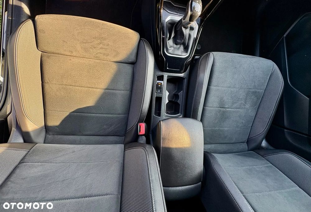 Volkswagen T-Roc 2.0 TDI SCR DSG R-Line - 11