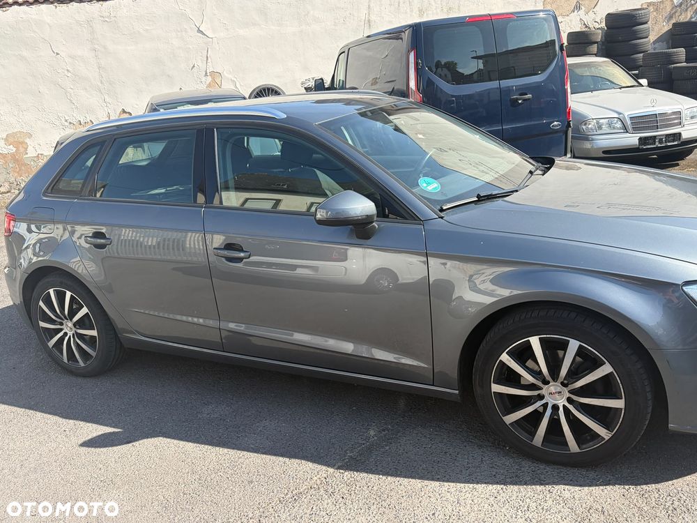 Audi A3 Sportback 30 TDI design - 3