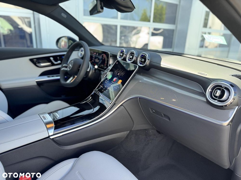 Mercedes-Benz GLC 300 e PHEV 4-Matic AMG Line - 11