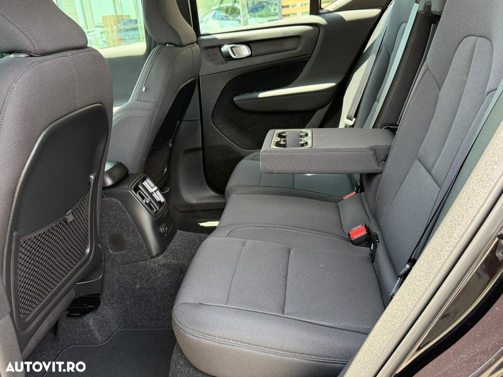 Volvo XC 40 T5 Twin Engine DKG Momentum Pro - 17