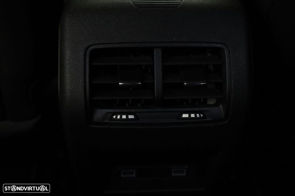 Peugeot 308 1.2 PureTech GT EAT8 - 22