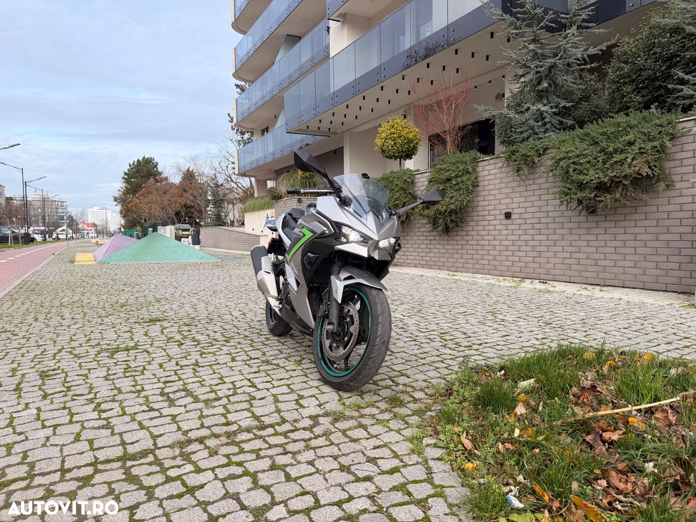 Kawasaki Ninja 500 - 5