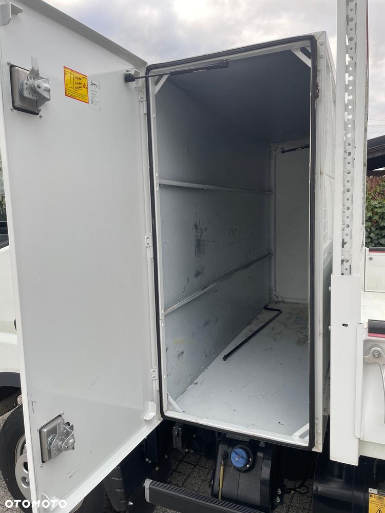 Mitsubishi Canter Fuso 3C15 wywrotka - 8