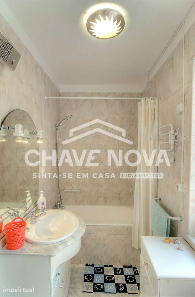 Prédio Habitacional T6 no Centro do Porto - Grande imagem: 5/9