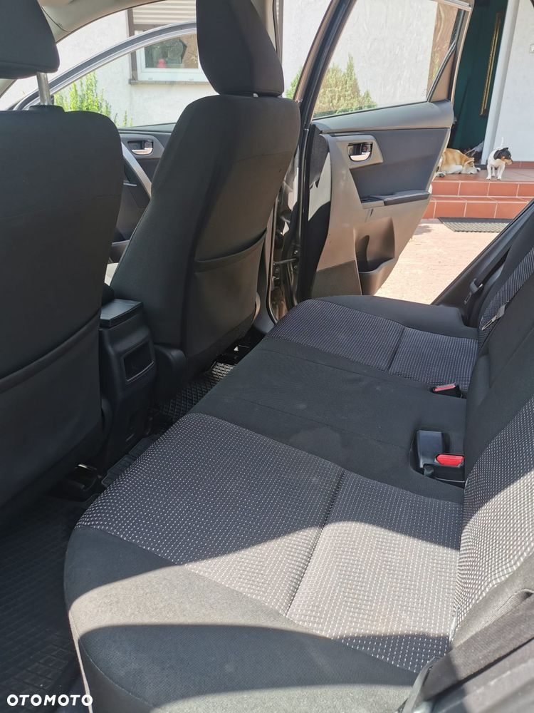 Toyota Auris 1.6 Premium + - 15