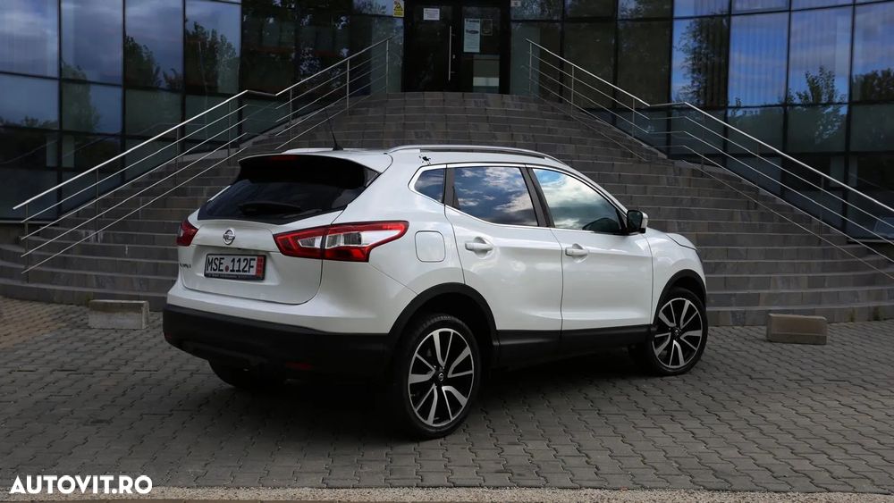 Nissan Qashqai 1.6 DCI Start/Stop 4X4-i Tekna - 10