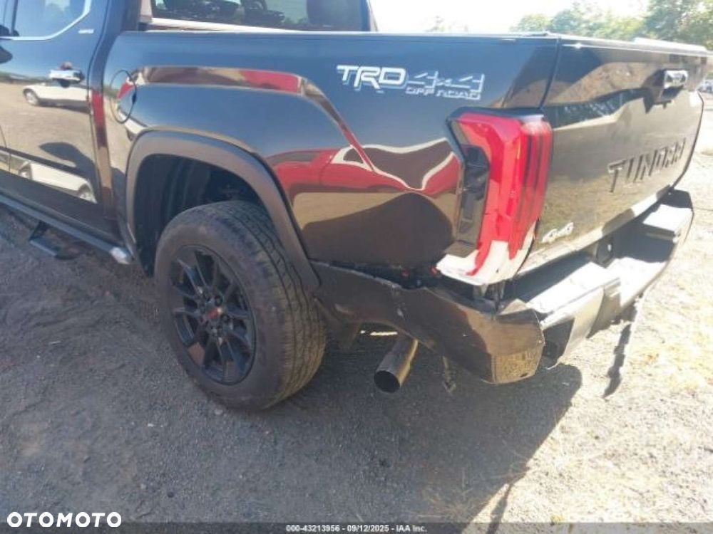 Toyota Tundra - 10