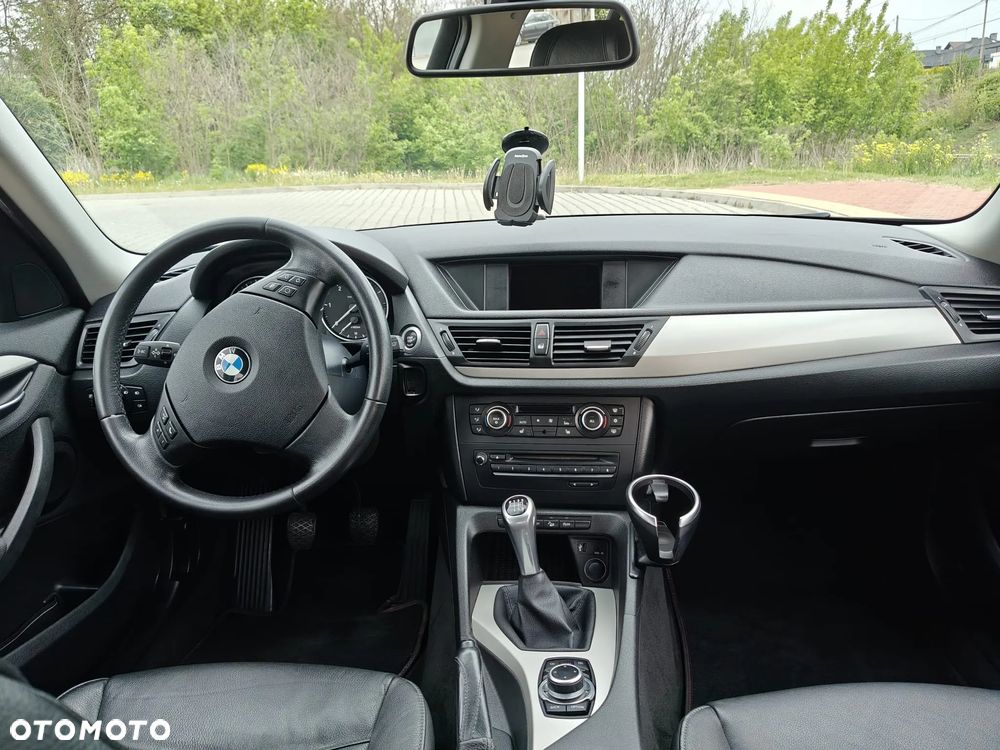 BMW X1 xDrive18d xLine - 15
