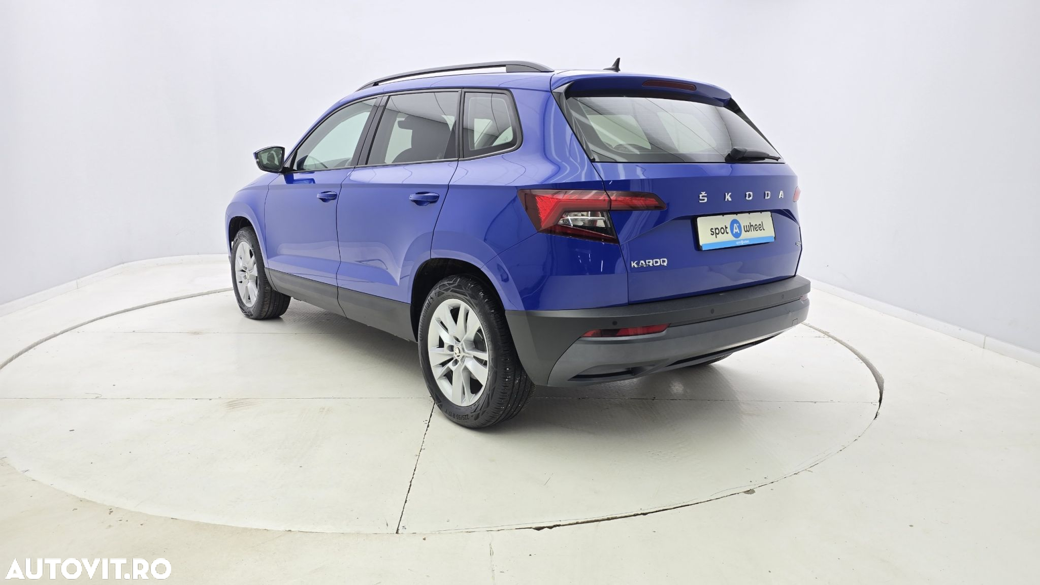 Skoda Karoq 2.0 TDI 4X4 DSG Ambition - 8