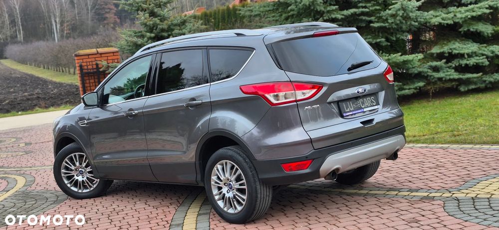 Ford Kuga 2.0 TDCi 2x4 Titanium - 6