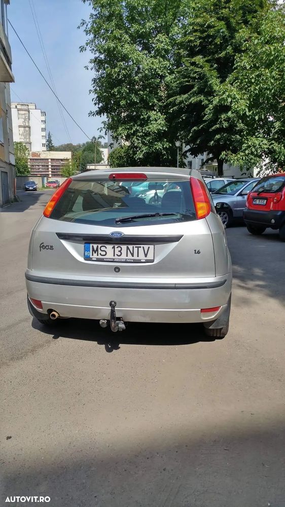 Ford Focus 1.6 Trend - 8