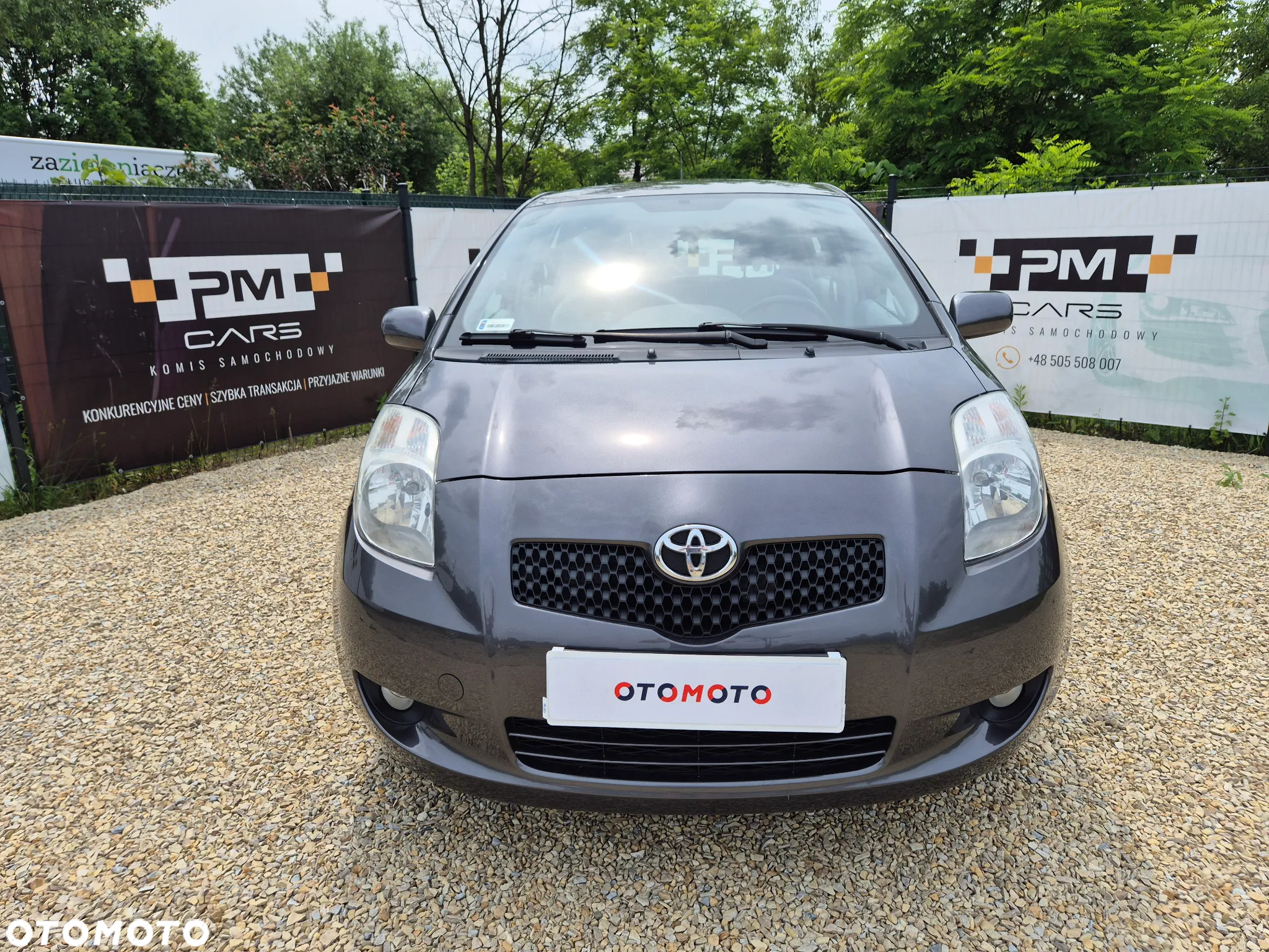 Toyota Yaris 1.3 Luna Premium - 4