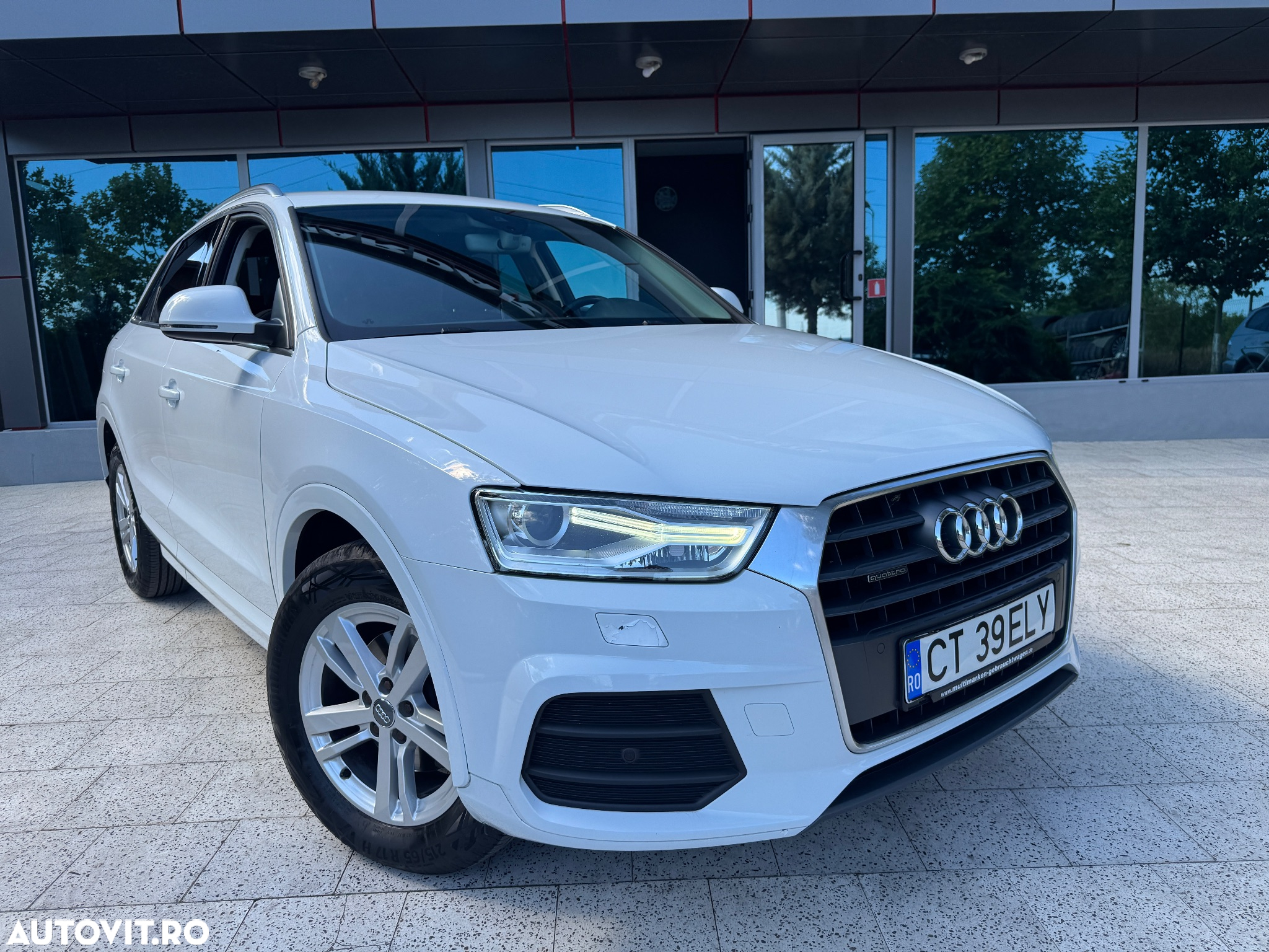 Audi Q3 2.0 TDI Quattro S tronic design - 3