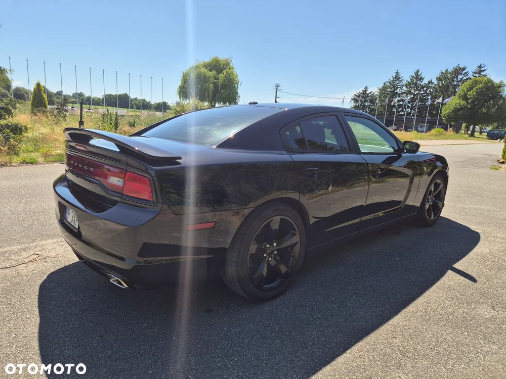 Dodge Charger - 13