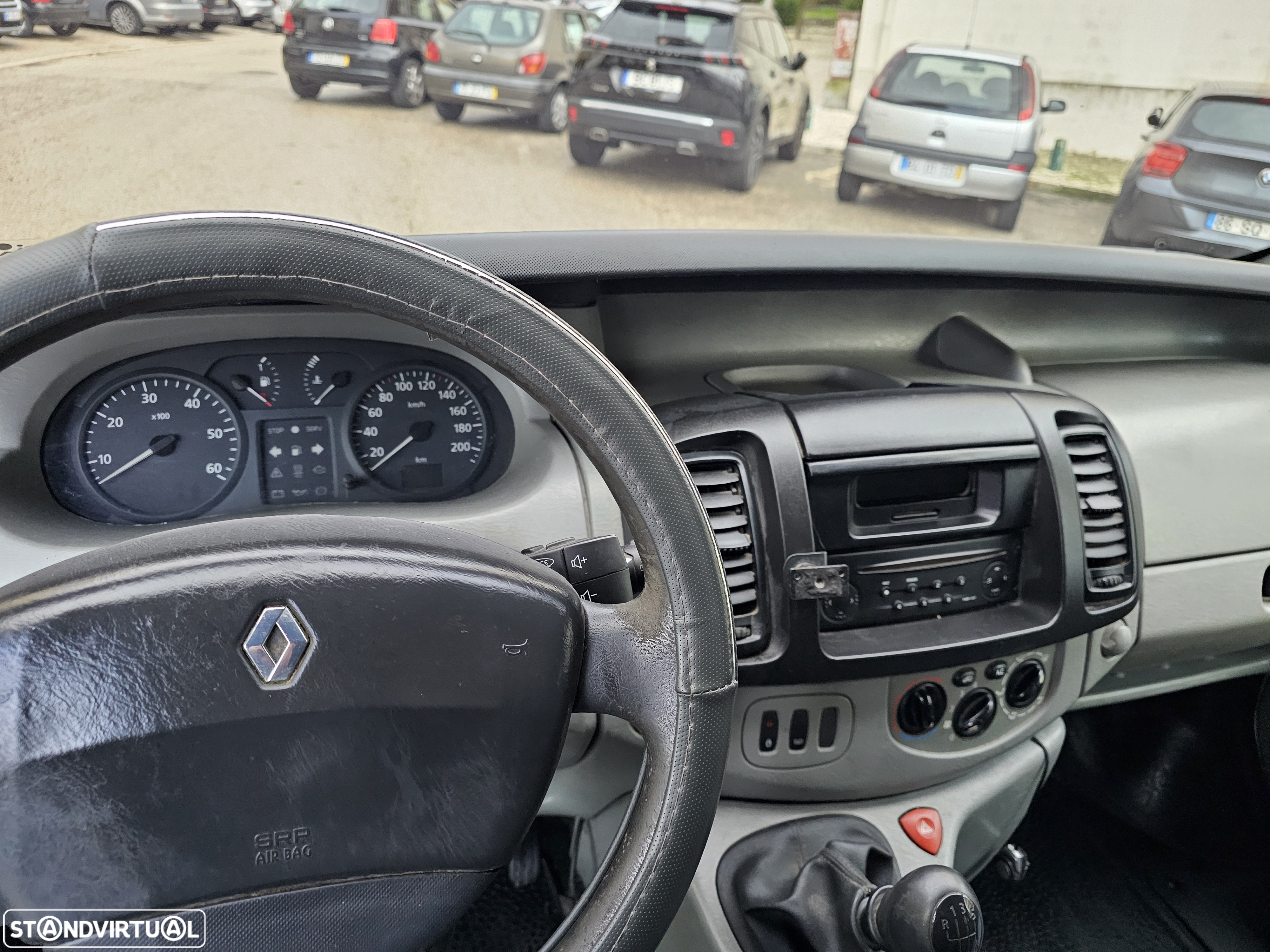 Renault Trafic 1.9 dCi L1H1 1.2T 100 9 - 23