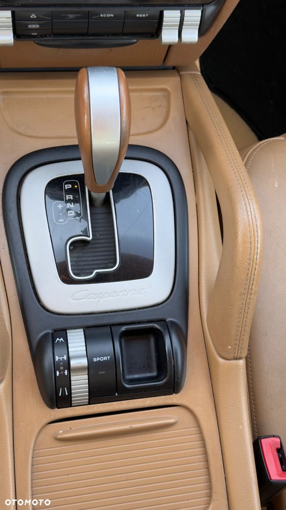 Porsche Cayenne Tiptronic S - 11