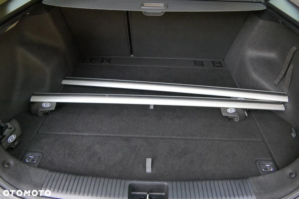 Kia Ceed 1.6 GDI L - 33
